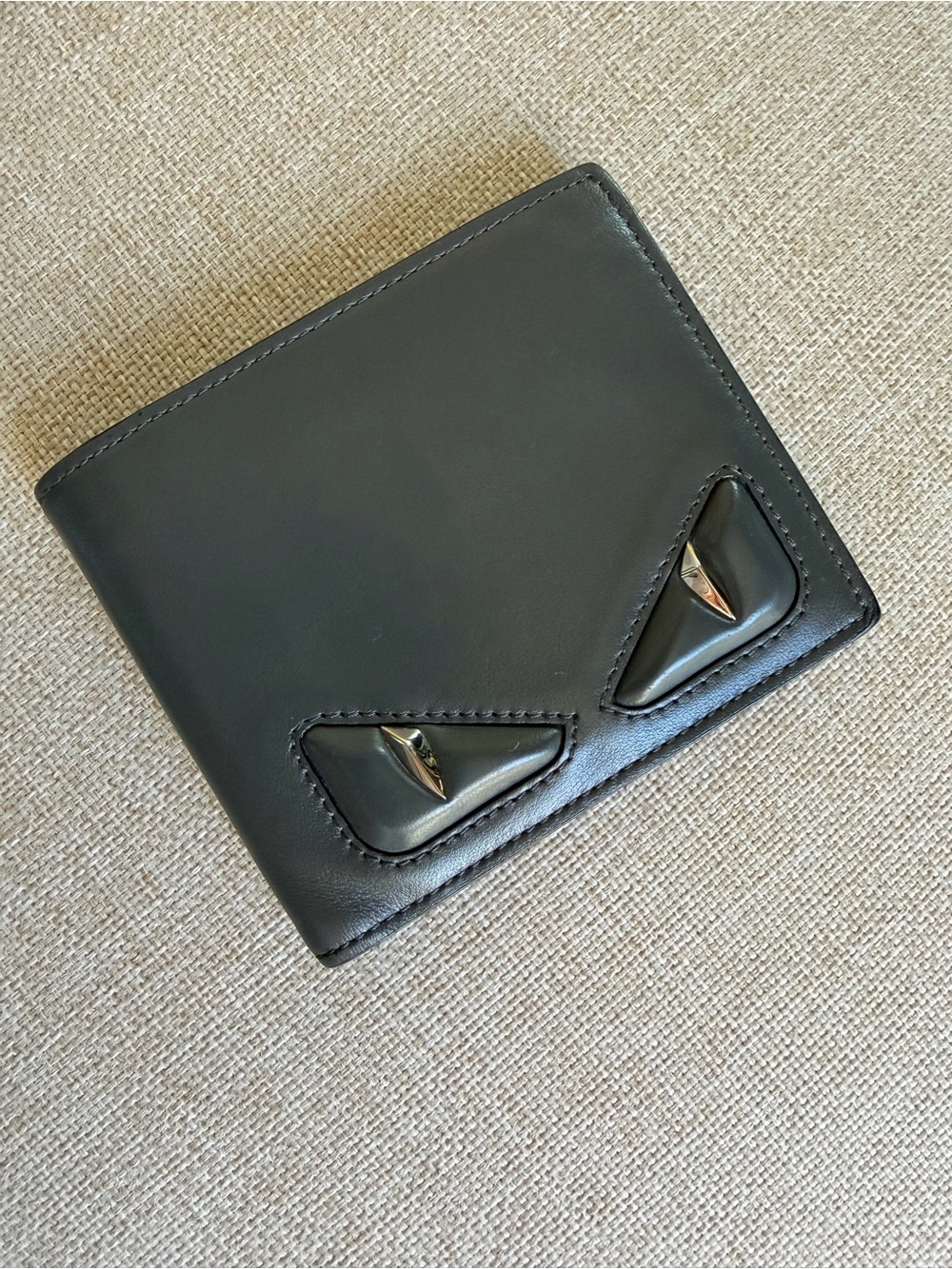 FENDI Bugs Monster Grey Asphalt Leather Palladium Eyes Bifold Men’s Wallet Box - Picture 2 of 15